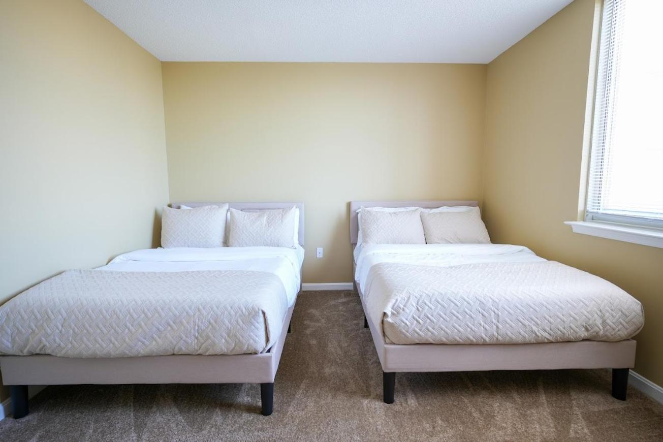 Ballston Getaway King Suite Arlington Buitenkant foto