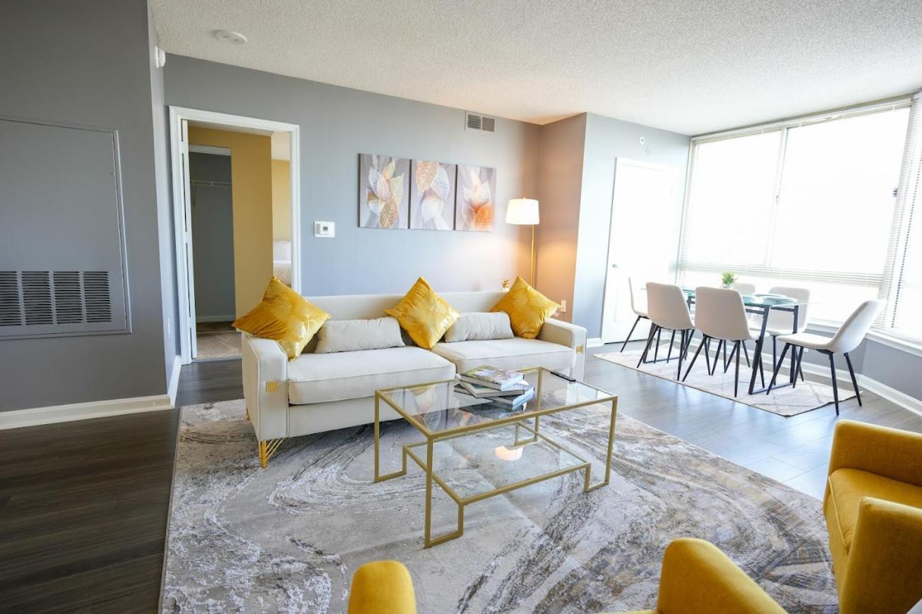 Ballston Getaway King Suite Arlington Buitenkant foto